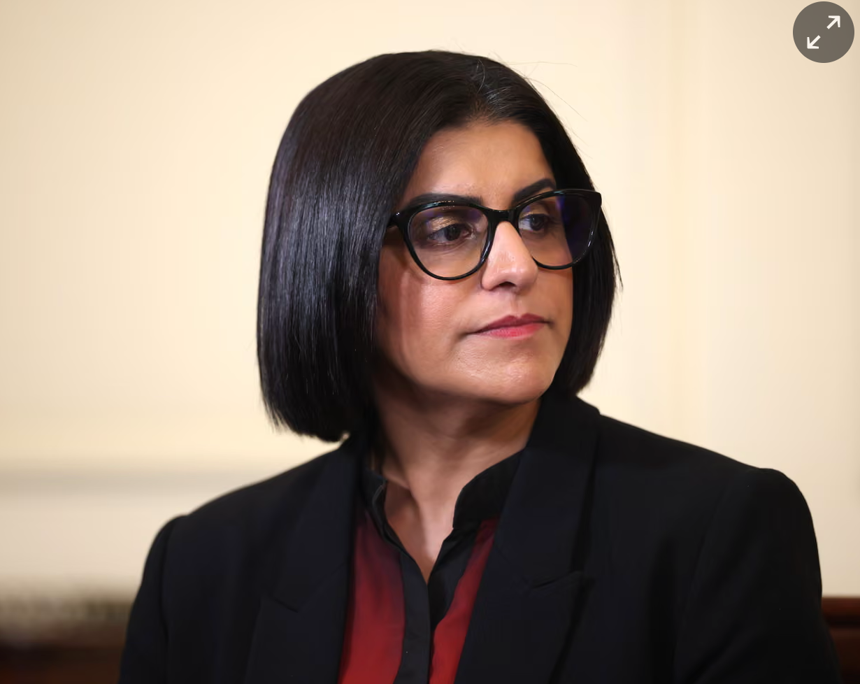 UK Net Migration Falls by Nearly 50% Following Labour’s Push to Reduce Numbers